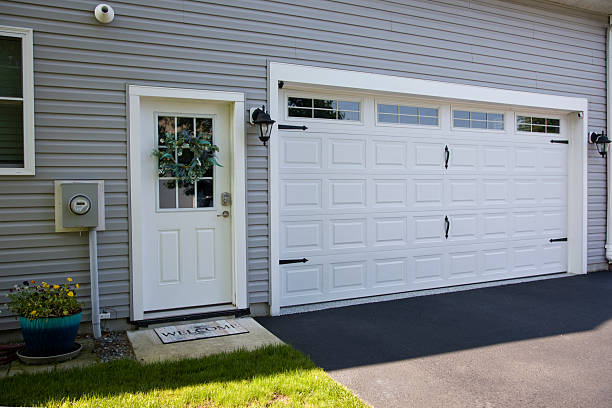 24/7 Emergency Garage Door Panel Replacement experts in Daggett County County, UT